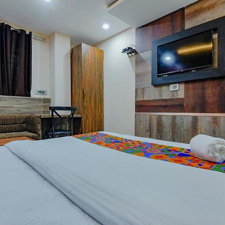 Fabhotel Middleton Desire - Nr Niladri Vihar Square Μπουμπάνεσβαρ Εξωτερικό φωτογραφία